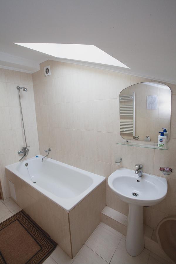 Smerichka Hotel Поляна Екстериор снимка