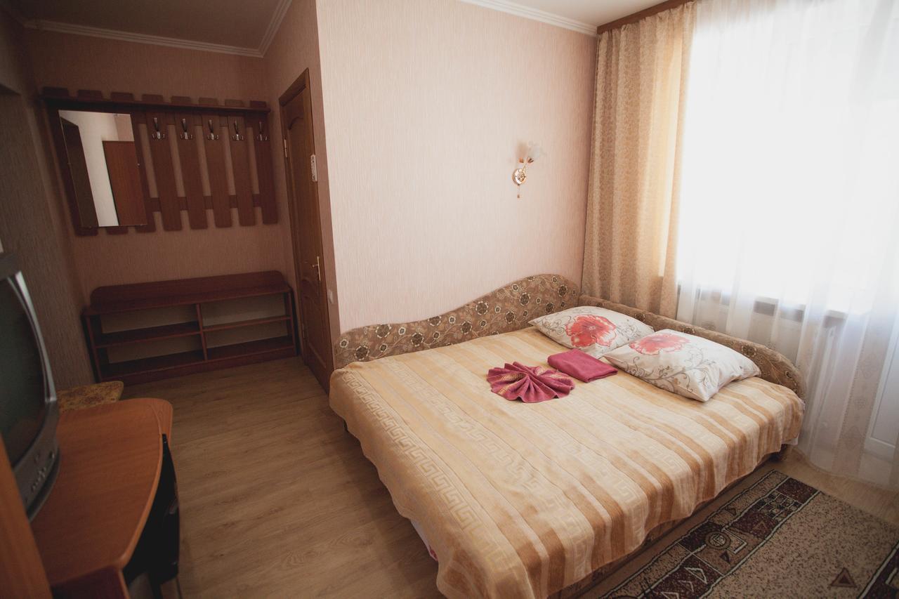 Smerichka Hotel Поляна Екстериор снимка