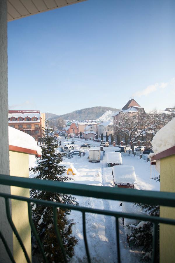 Smerichka Hotel Поляна Екстериор снимка
