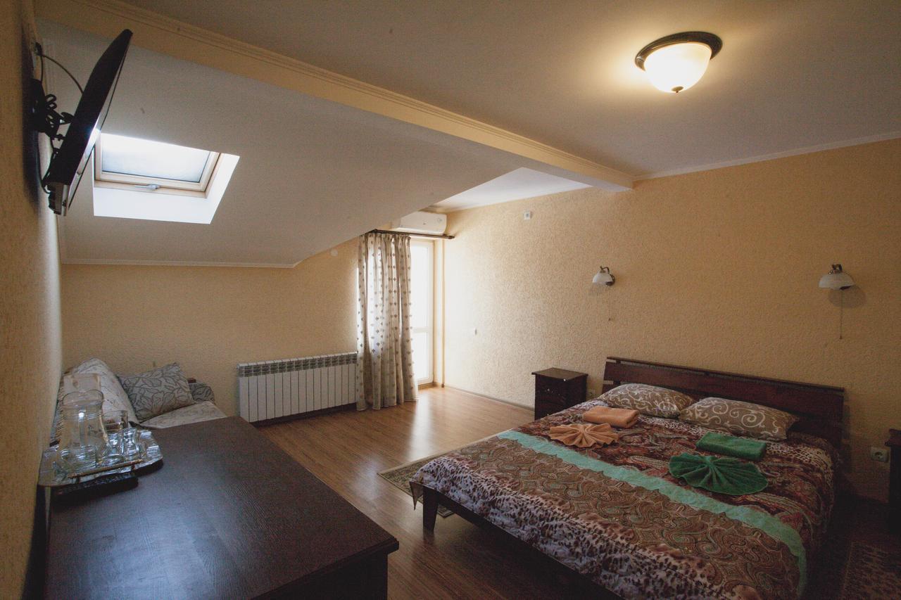 Smerichka Hotel Поляна Екстериор снимка