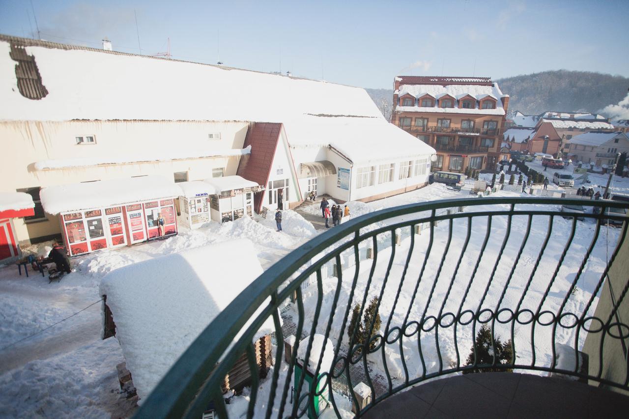 Smerichka Hotel Поляна Екстериор снимка